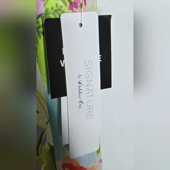 NWT Women's Signature by Robbie Bee Floral Print Dress 8P Feminine Coquette - Picture 9 of 10